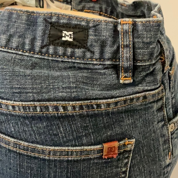 DC Shoe Company Unisex Straight Leg Jean Size 28Wx30L - Picture 3 of 12